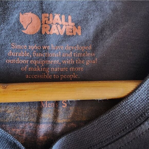 Fjallraven Grey Short Sleeve Tee New Without Tags - Picture 4 of 7